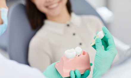 کشیدن و جراحی دندان